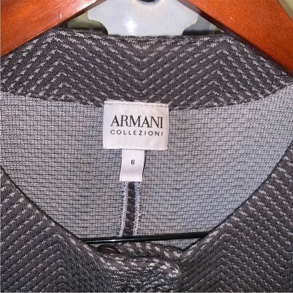 Armani Collezioni Gray Knit Button Front Rosette Accent Fitted Designer Blazer 6 - Picture 3 of 9